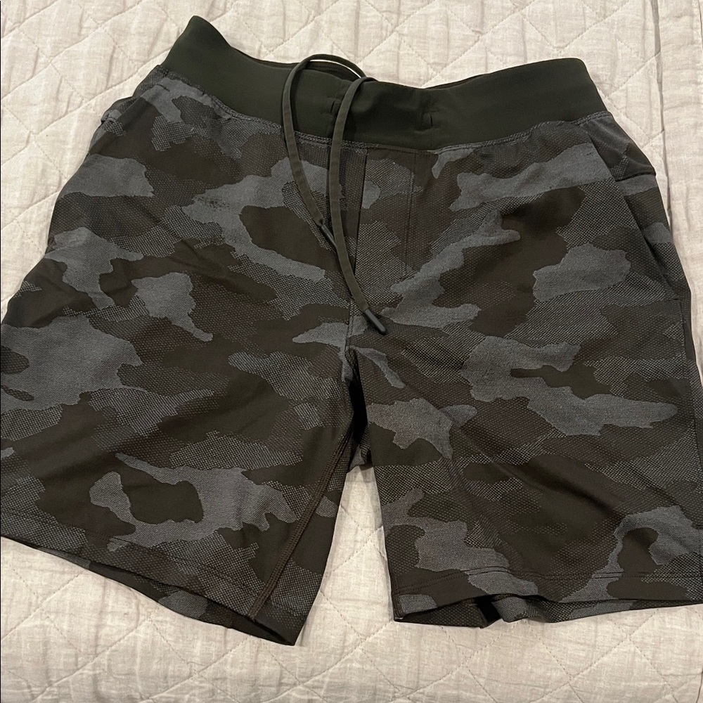 Men’s S Lululemon THE Short 7”